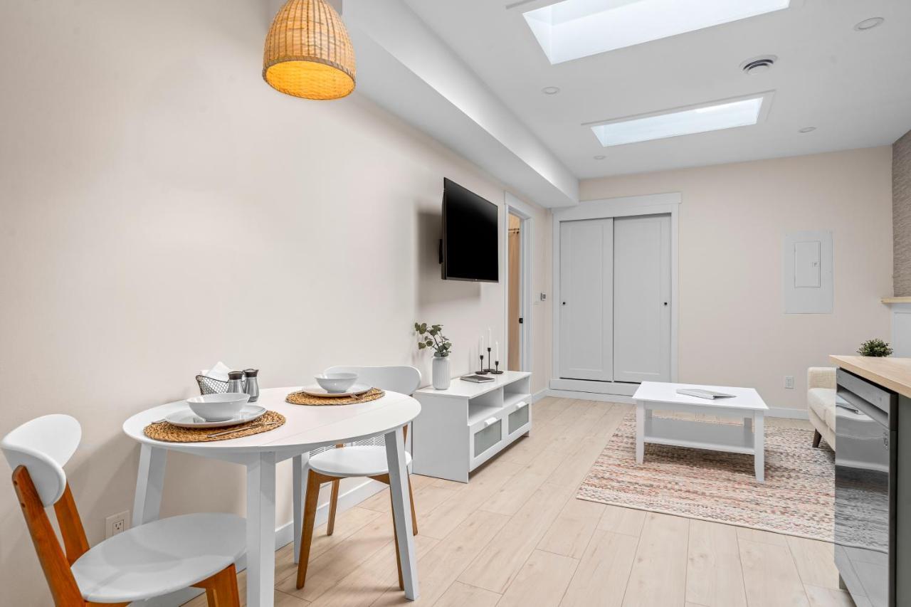 The Olympia: Front Street Flats Apartment Belleville Ngoại thất bức ảnh